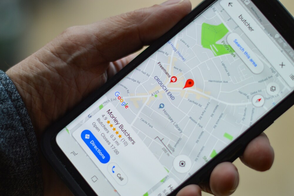 Google Business Profile for UAE-based e-commerce service with defined delivery area